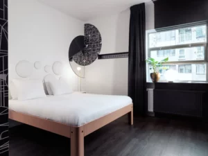 room twisted king mabi